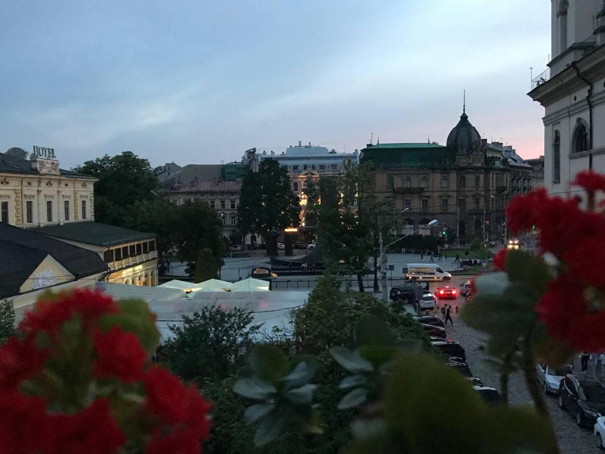 Coffee Home Hostel Lviv Exterior foto